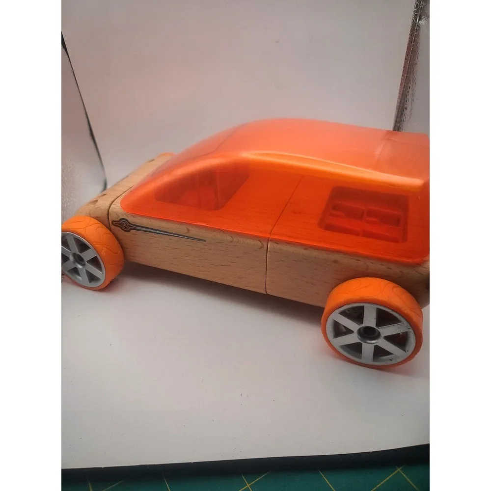 Automoblox M9 Sport Van Wooden Toy Car Orange Calello Modular 2015 1702015100